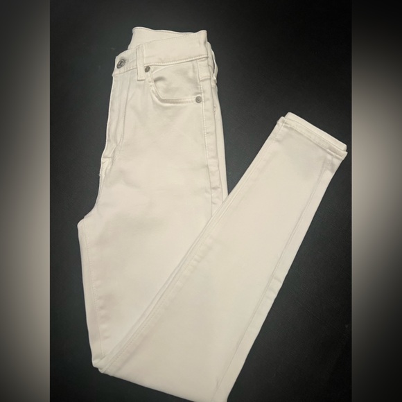 Jean pants perfect condition. - Picture 3 of 4